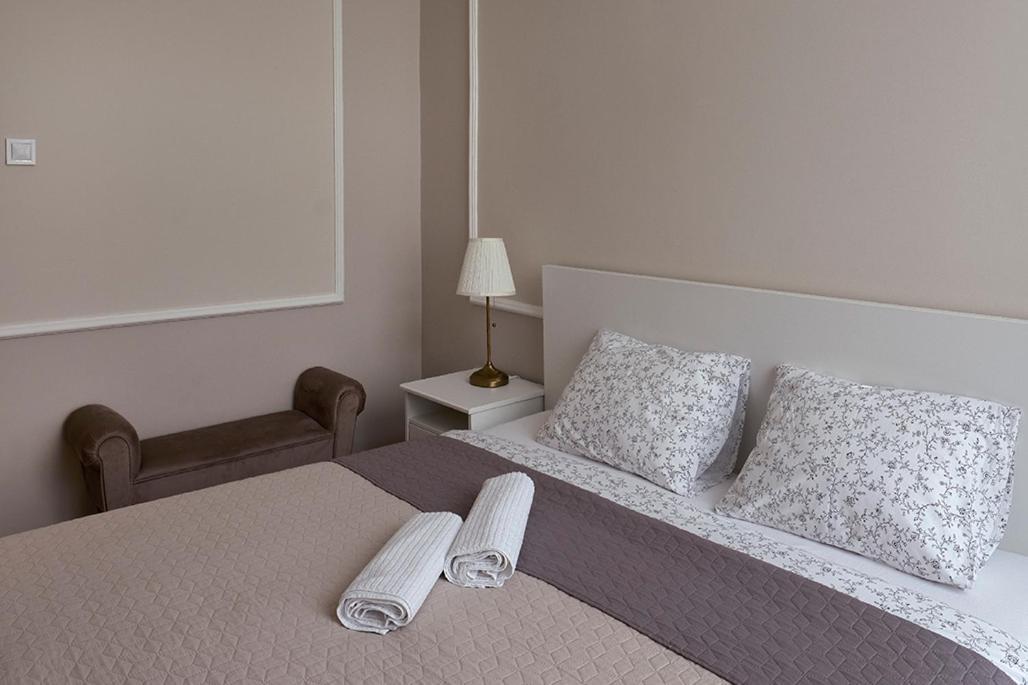 KaposvárHemnes2 Apartmanアパートメント エクステリア 写真